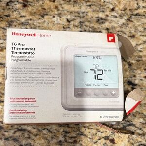 Honeywell Home T6 Pro Thermostat - White